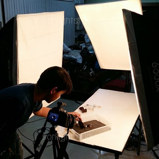 ถ่ายภาพนิ่งแหวนเงิน เพื่อใช้ทำโฆษณา ใช้ไฟสตูดิโอ3ดวง