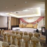 ไฟสปอตไลท์ฮาโลเจน ส่องสว่างในพิธีแต่งงาน