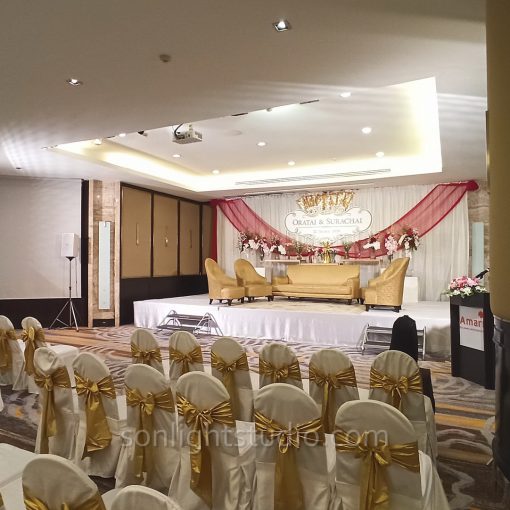 ไฟสปอตไลท์ฮาโลเจน ส่องสว่างในพิธีแต่งงาน