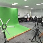 การจัดเตรียมฉากสำหรับบริการ เช่ากรีนสกรีน สำหรับงานถ่ายคลิป ROV