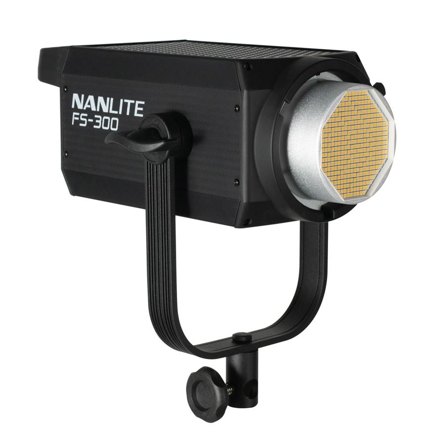 ไฟสตูดิโอ Monolight ยี่ห้อ Nanlite FS-300