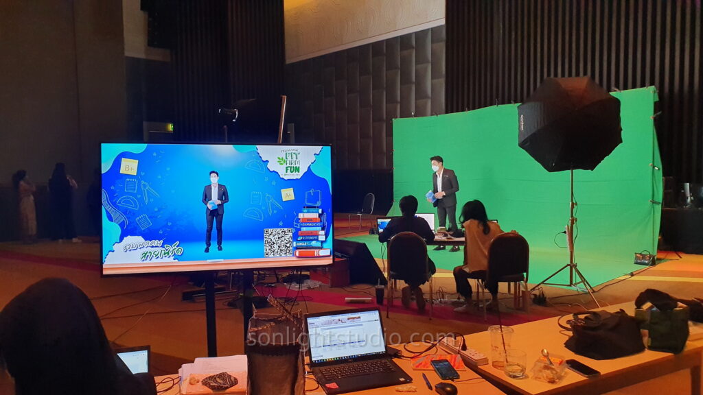 ฉากผ้าเขียว 6 เมตร สำหรับงานสัมมนาออนไลน์ Green Screen Chroma Key โดย Sonlight Studio