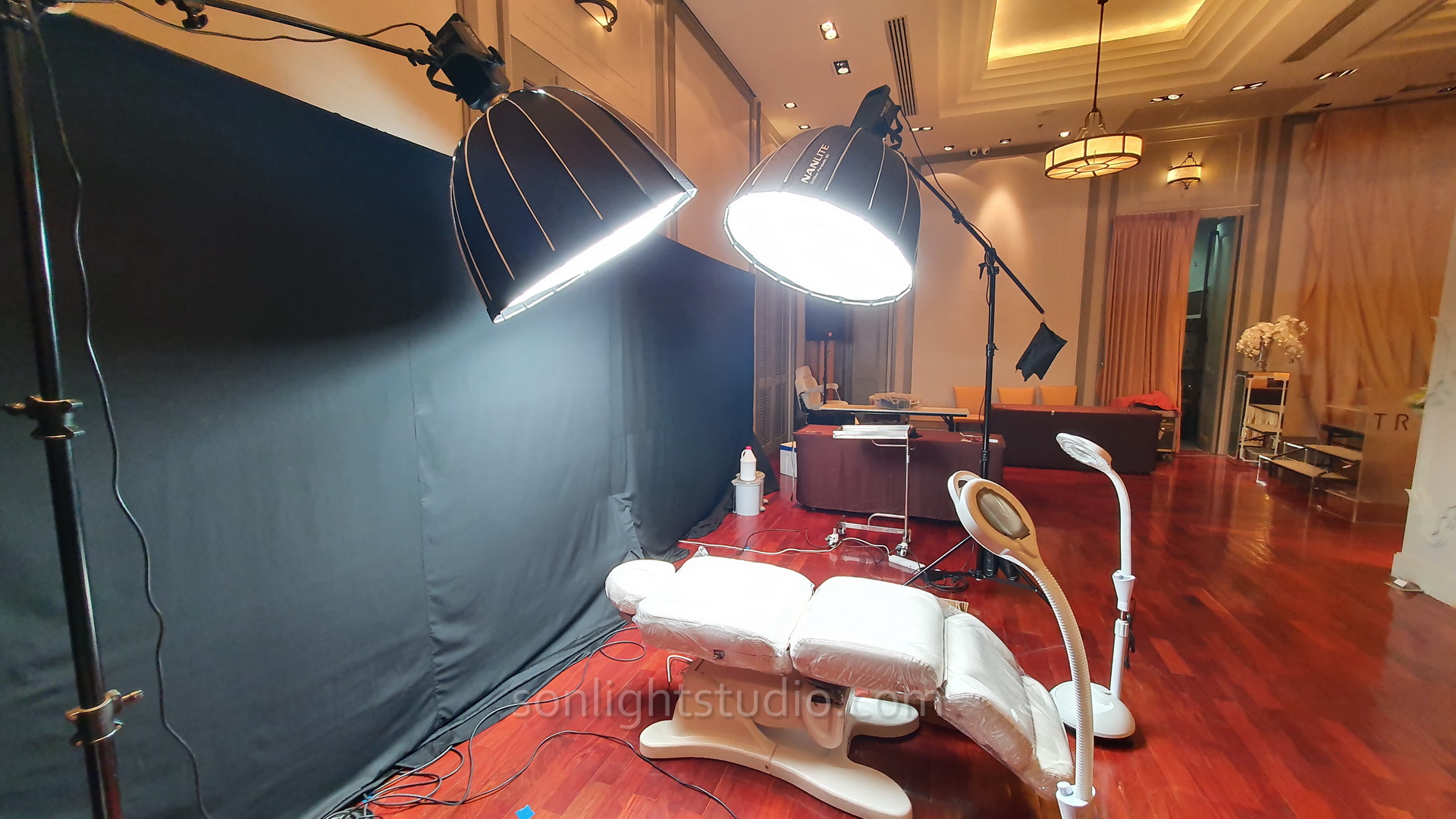 ไฟ VDO LED Nanlite FS-300 300W พร้อม Softbox สำหรับงานสัมมนา