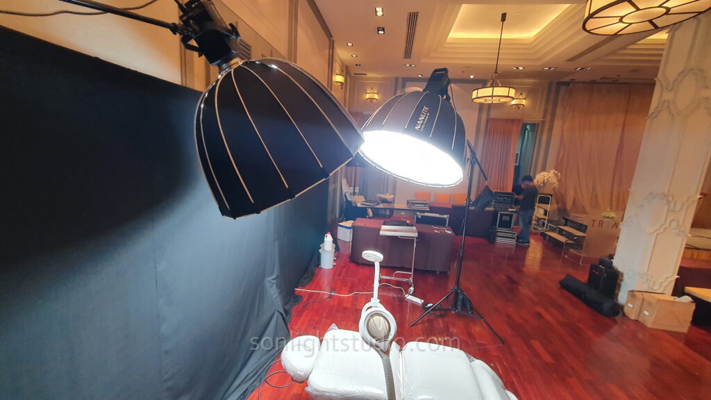 ขาบูม 4.9 เมตร พร้อมไฟ LED สำหรับการสาธิตทางการแพทย์