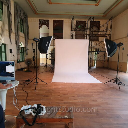 เช่าไฟไฟถ่ายรูป โปสเตอร์ละคร หมอหลวง พร้อมฉากขาว