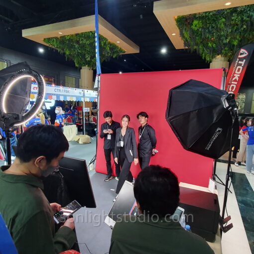 ฉากลิมโบ้แดง 2.7 เมตร สำหรับ Photo Booth