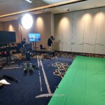 ฉากเขียว Green Screen 6 เมตร ติดตั้งที่โรงแรมอมารี วอเตอร์เกท สำหรับสัมมนาออนไลน์