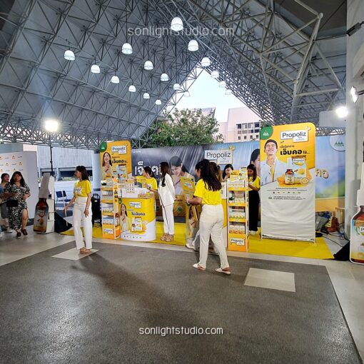 ไฟสปอร์ตไลท์ LED 100W สำหรับบูธ Propoliz ในงานคอนเสิร์ตที่ศูนย์วัฒนธรรม