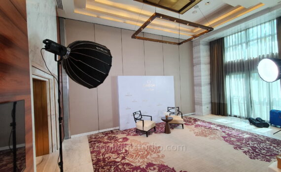 เช่าไฟต่อเนื่อง Godox SL-150 และ Nanlite FS-300 สำหรับงานแถลงข่าว