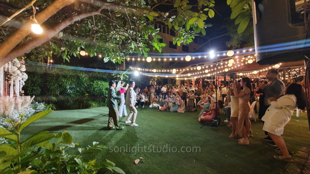ไฟปิงปองพร้อมบริการติดตั้งสำหรับงานแต่งงาน