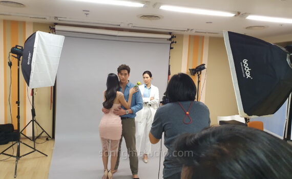ภาพการถ่าย fitting ละคร ลมเล่นไฟ ด้วยบริการ เช่าไฟสตูและลิมโบ้