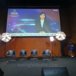 การใช้ ไฟ LED เป็นพร็อพ ตกแต่งเวทีงานสัมมนา